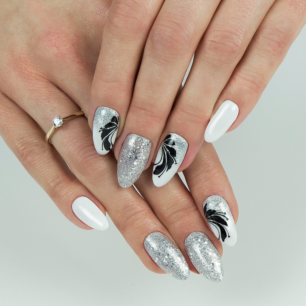 UV Hybrid 001 Strong White 7 ml-UV Hybrid-Semilac-NR Kosmetik