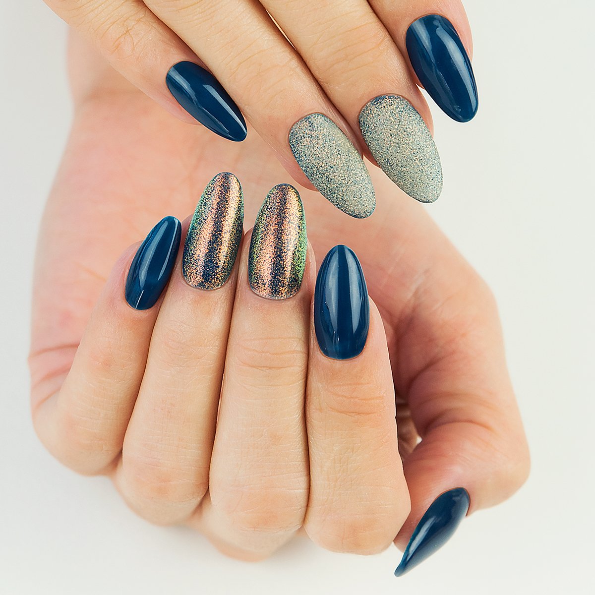 UV Hybrid 074 Prussian Blue 7 ml-UV Hybrid-Semilac-NR Kosmetik