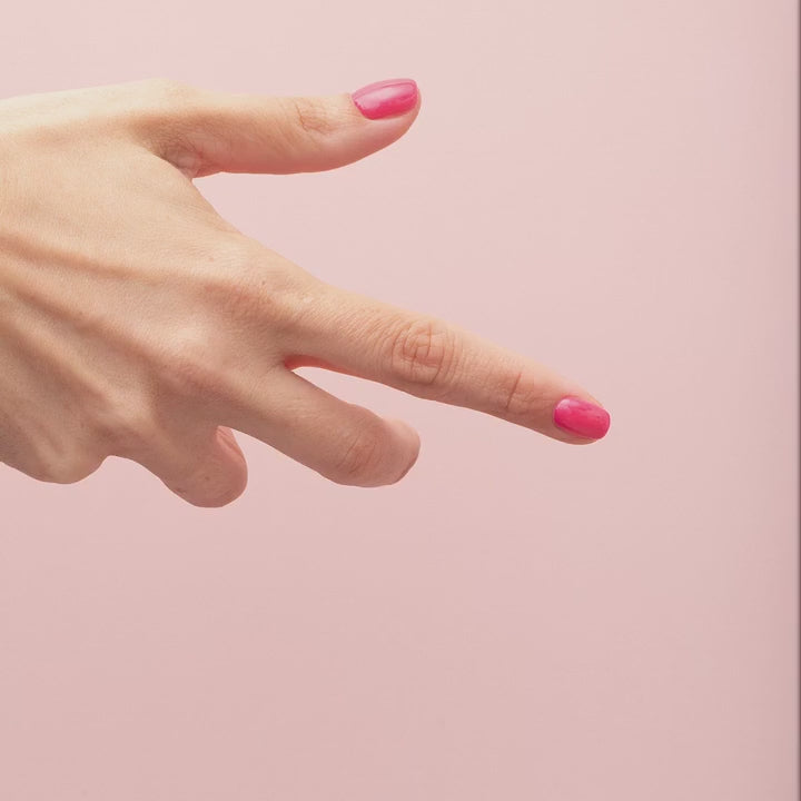 Gelpolish - 936 Magenta Ticket - 7 ml