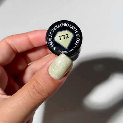Gelpolish - 732  Pistachio Latte Gloss - 7 ml 